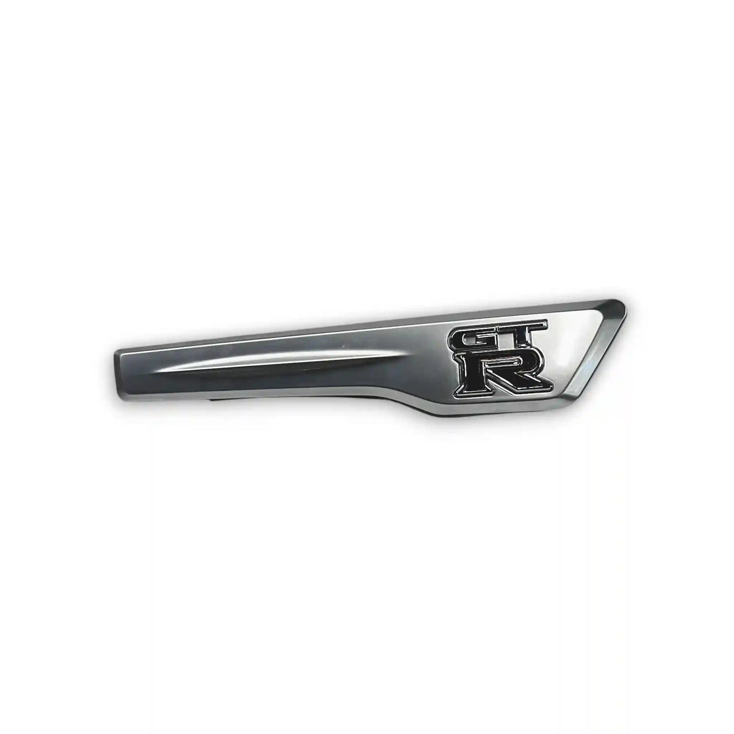 NISSAN R35 GT-R OEM FRONT FENDER EMBLEM RIGHT HAND SIDE 63870-62B0A