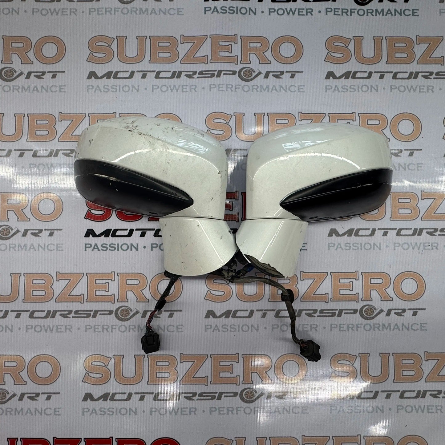 NISSAN GTR R35 SIDE VIEW MIRRORS