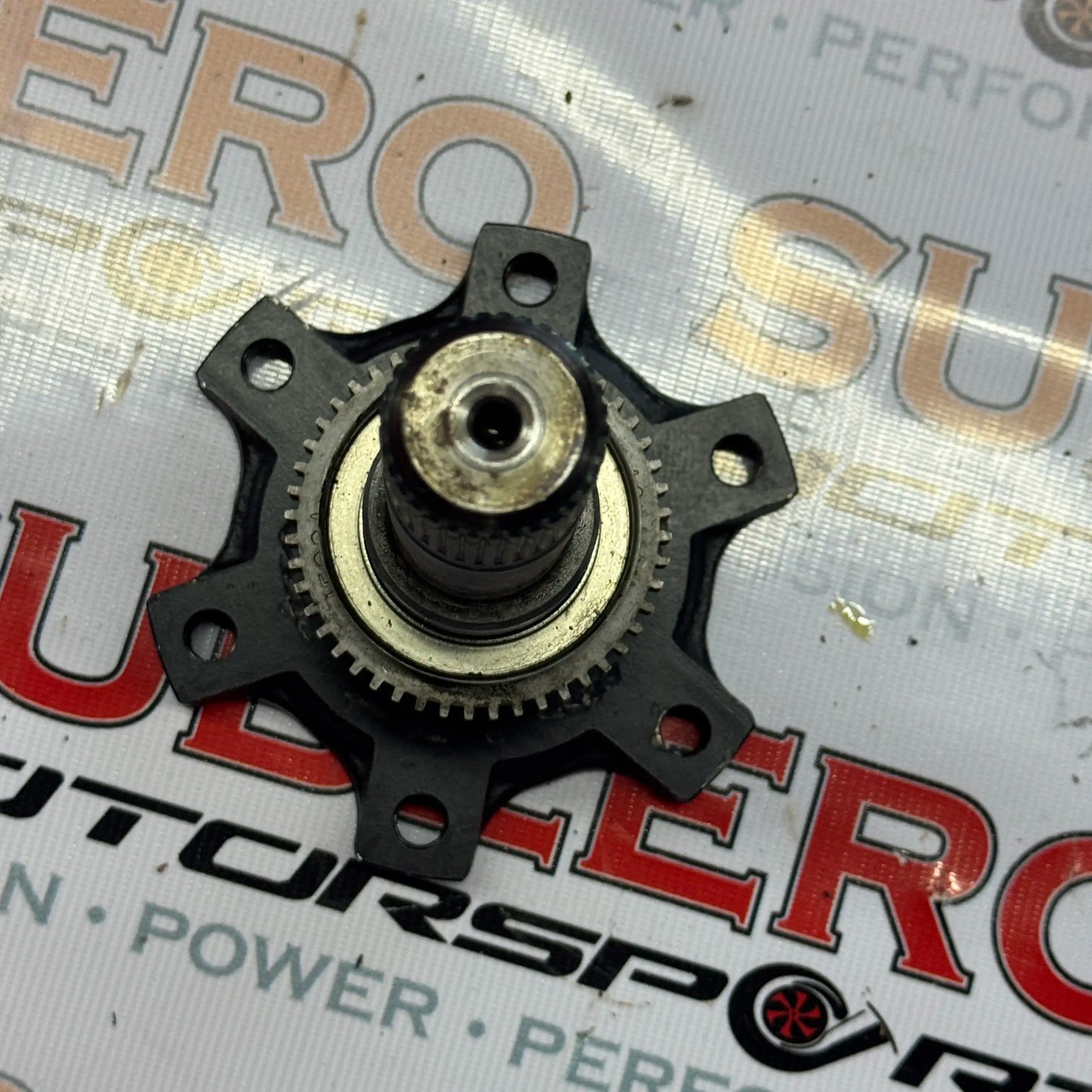 NISSAN GTR R35 AXLE STUB 43202-62B0A