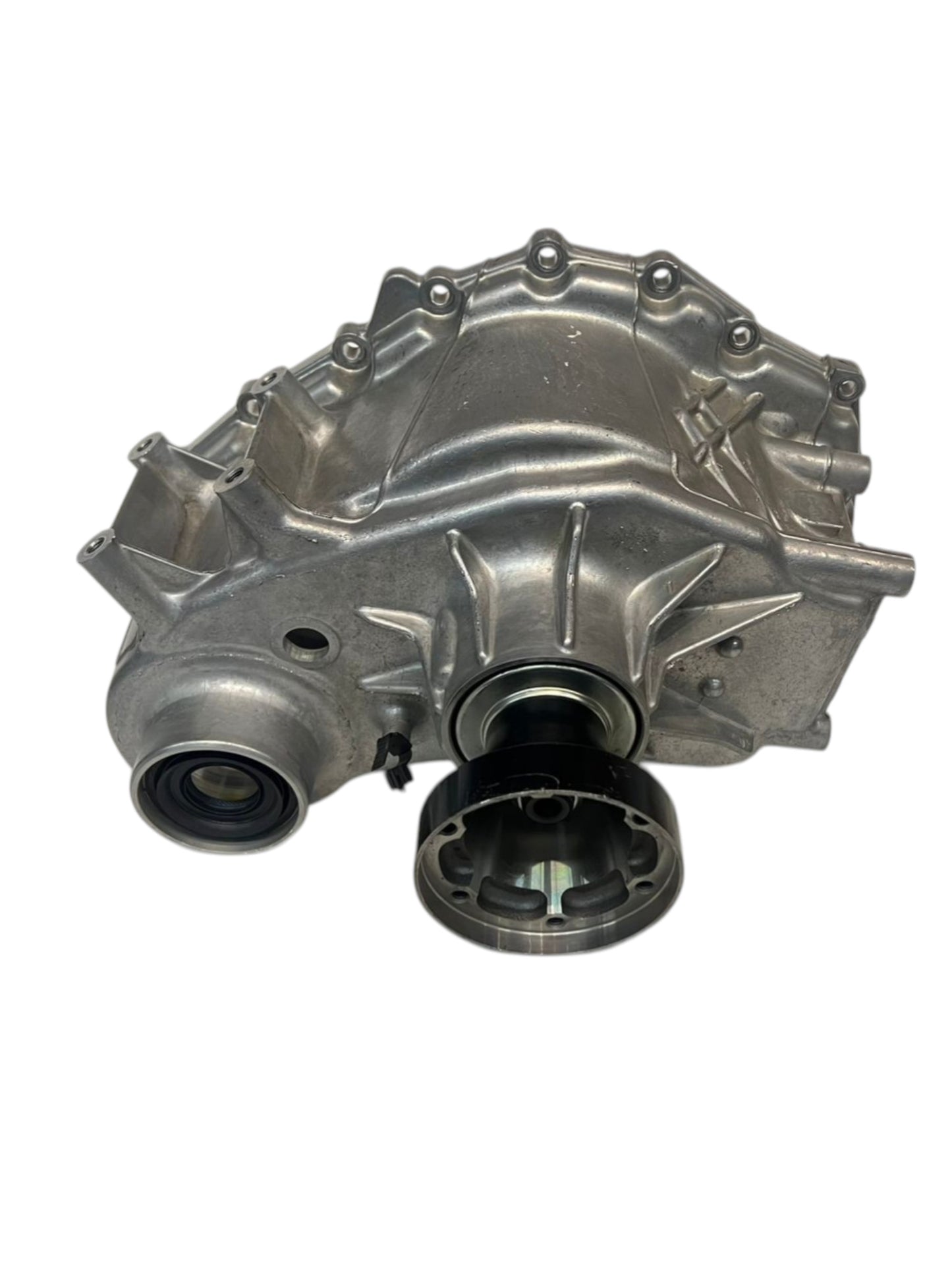 CLUTCH & FWD FRONT HOUSING CASE NISSAN GTR R35