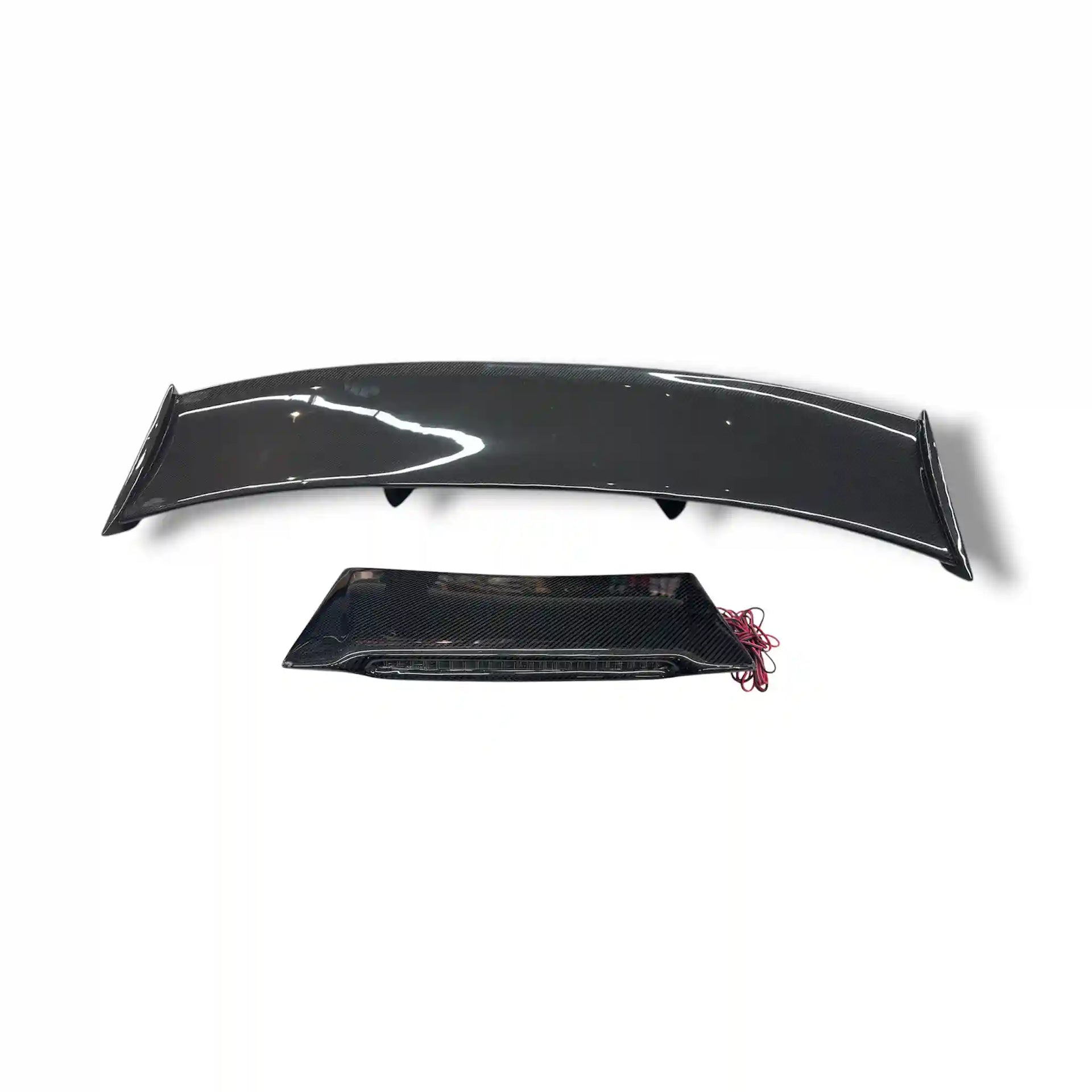 NISSAN GTR R35 NISMO 2015+ STYLE REAR CARBON FIBER SPOILER WITH WHITE LIGHT