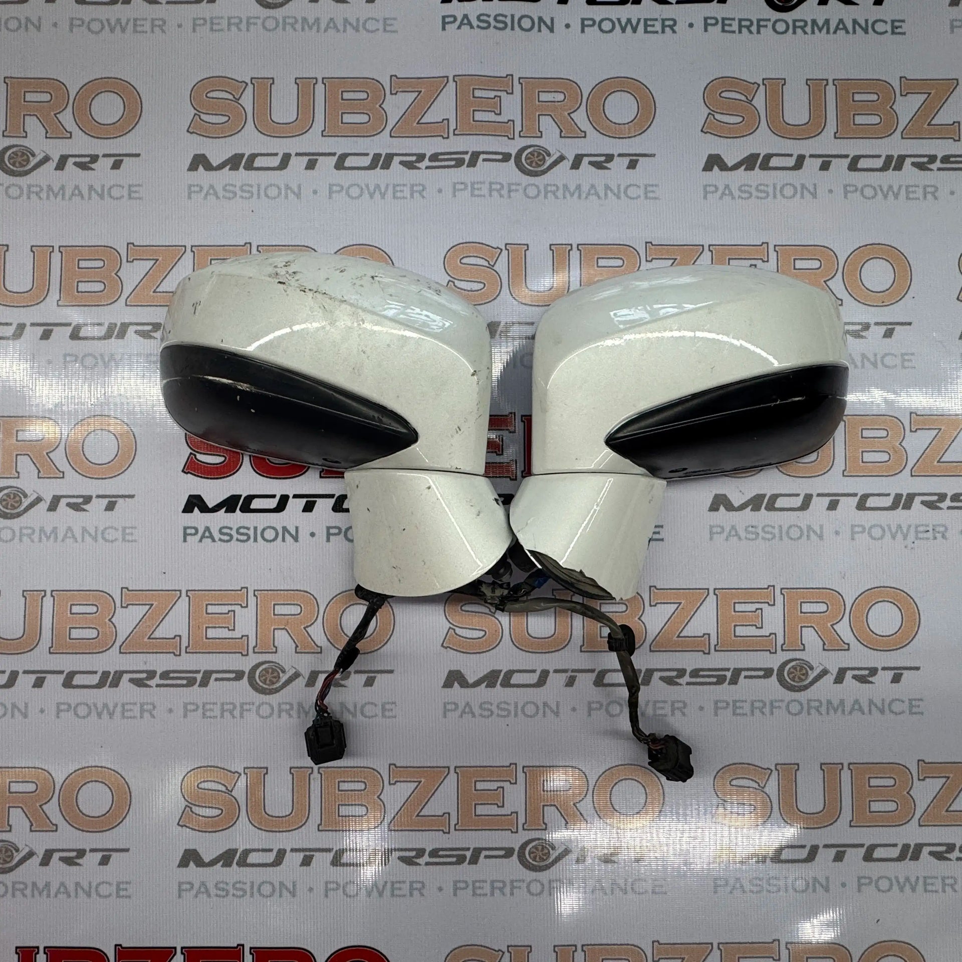 NISSAN GTR R35 SIDE VIEW MIRRORS