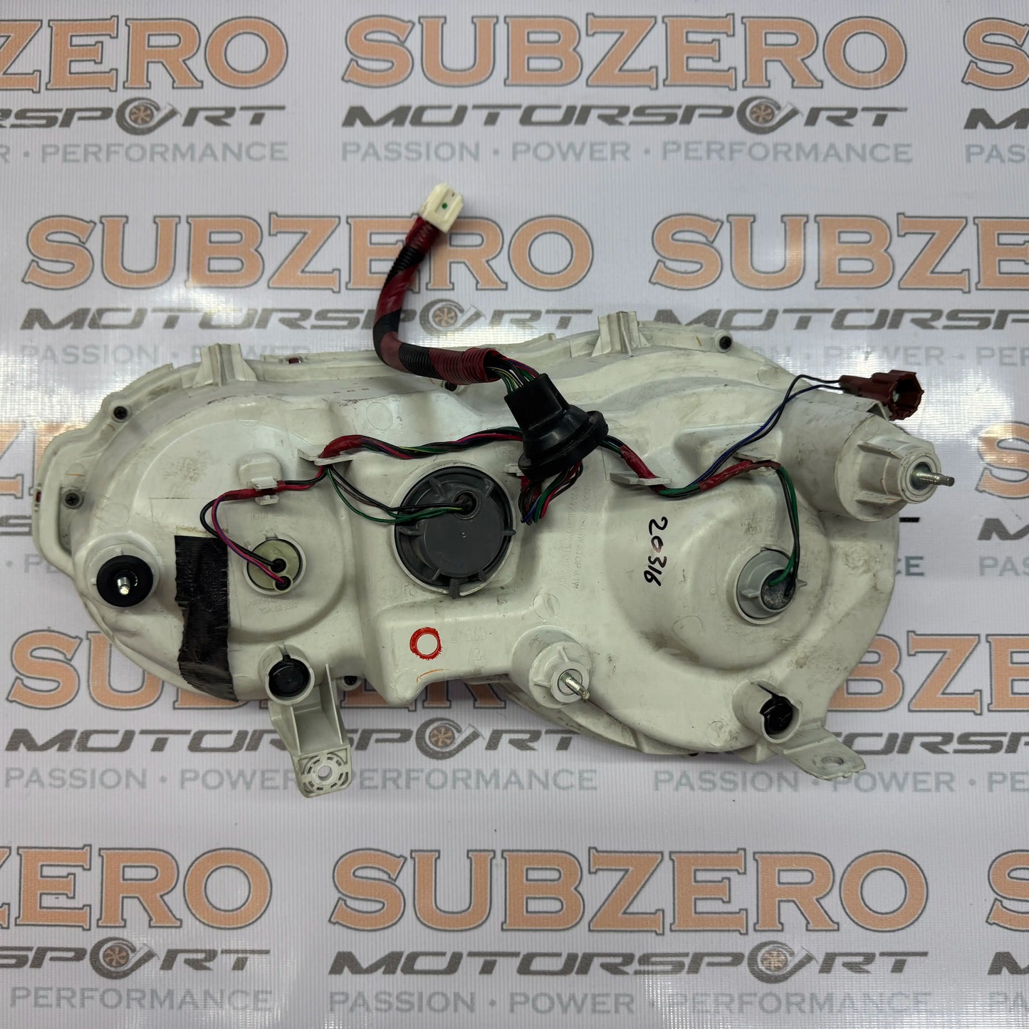 NISSAN GTR R35 TAIL LIGHTS  (USED)