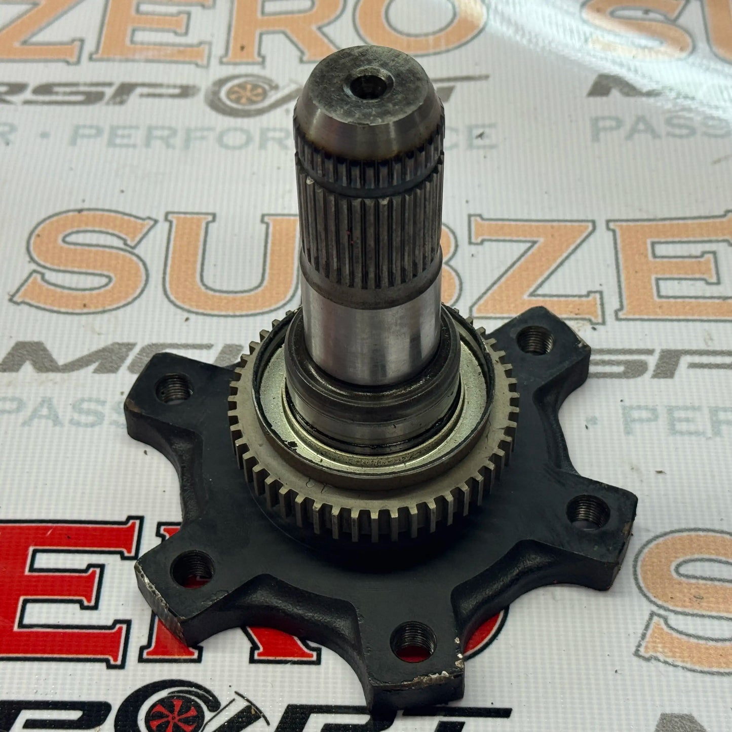 NISSAN GTR R35 AXLE STUB 40202-KB50A