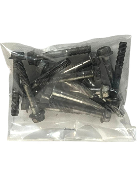 GEAR HOUSING BOLT SET NISSAN GTR R35                    6